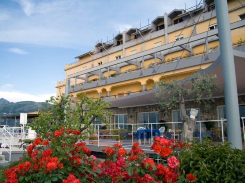 Art Hotel Gran Paradiso Sorrento Exterior foto
